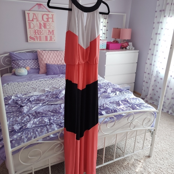 Maxi dress - Picture 1 of 2